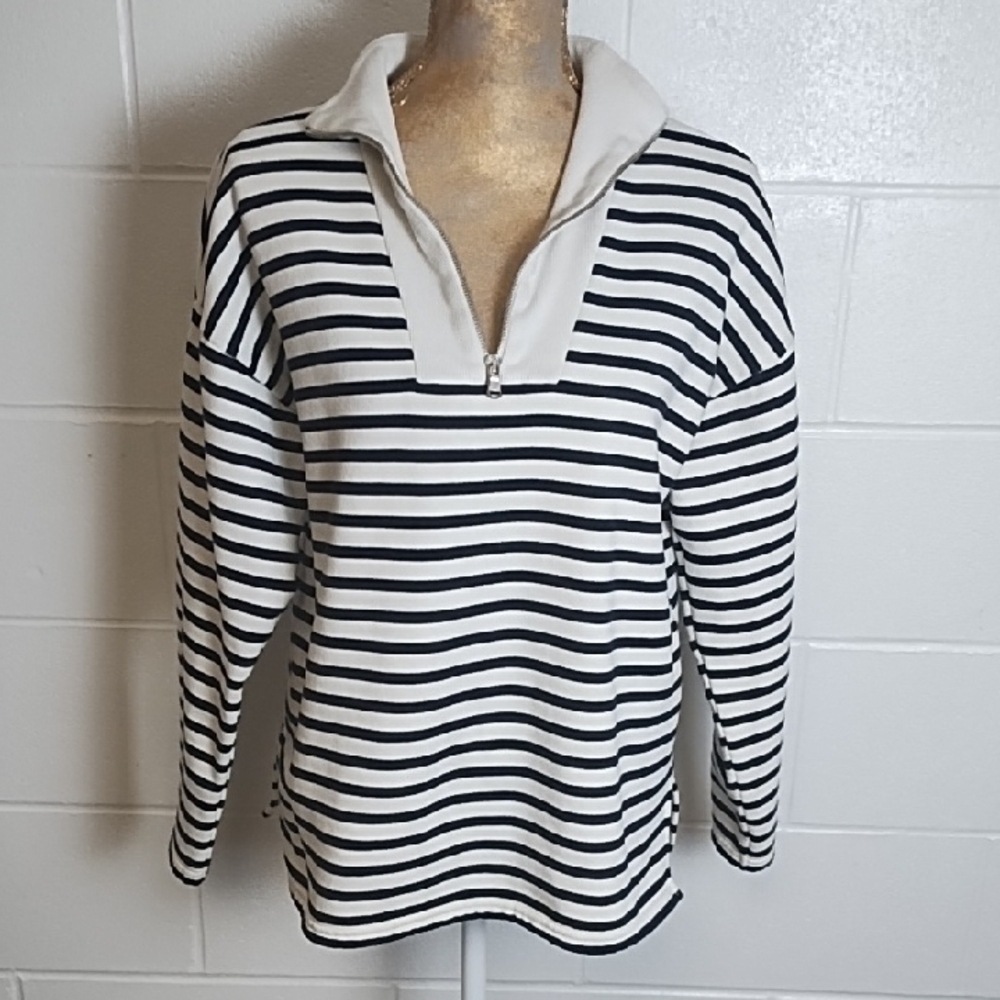 Striped Fleece Sweatshirt 1/4 Zip Side Slits